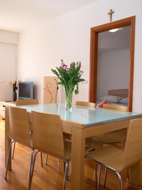 Apartment Mlinarevic Makarska Exterior foto